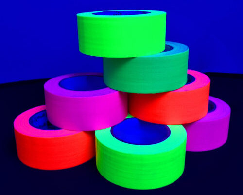 Blacklight Express - Glow in the dark UV-tape kopen