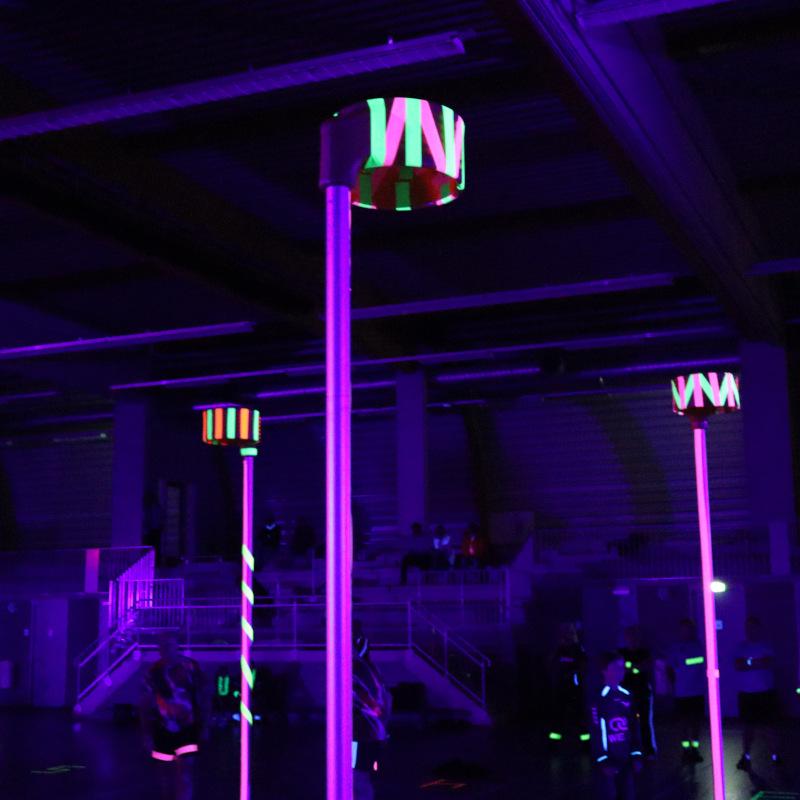 glow in the dark sport huren